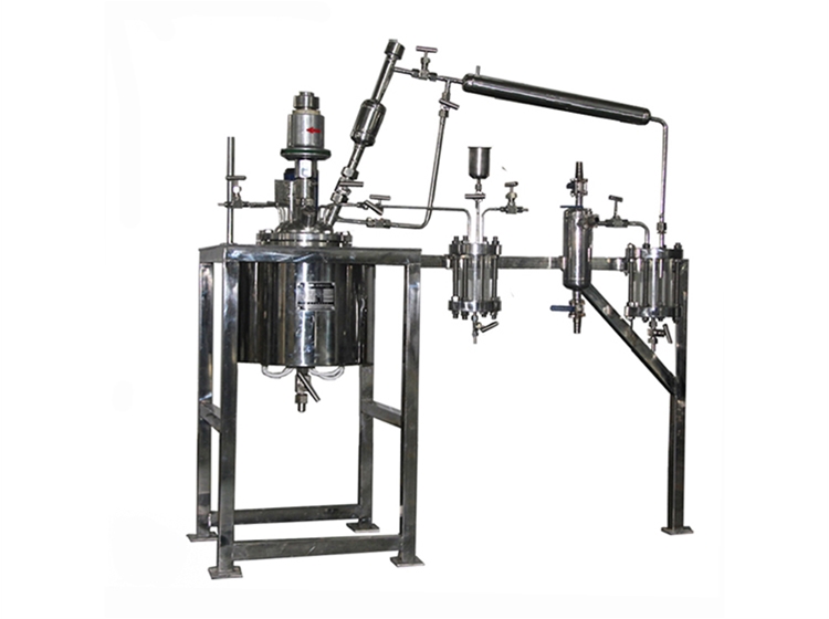 10l不锈钢减压蒸馏反应釜系统